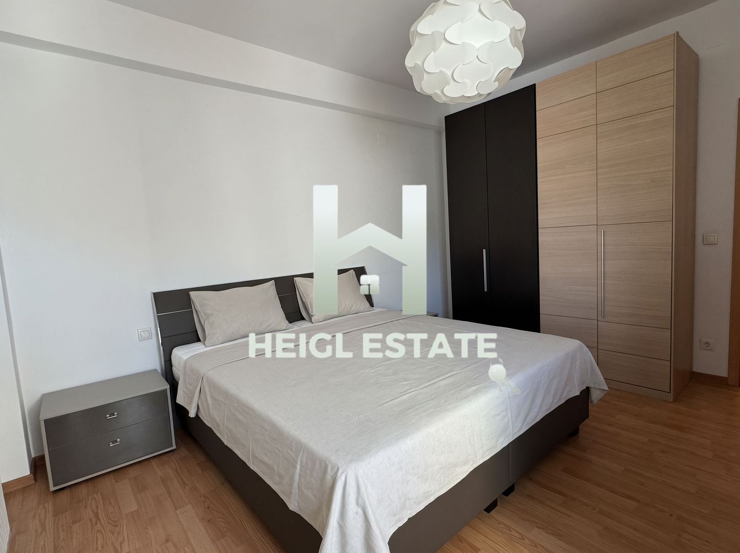 Apartament cu 3 camere si parcare privata, zona Torontalului, Lângă VOX - Poză 2