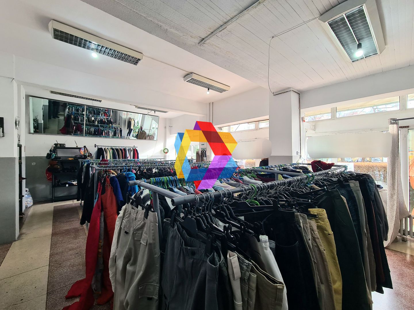 Spatiu comercial de închiriat Brasov - 60 mp  # spatii-comerciale-brasov.ro - Poză 1