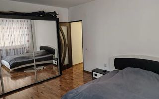 Apartament 2 camere, 55 mp, decomandat, etaj intermediar,zona E Quinet - Poză 4