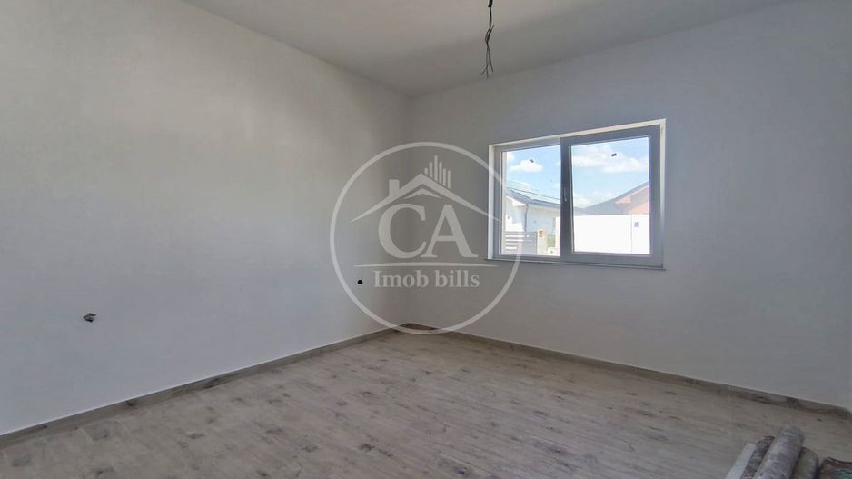 Casă de vânzare cu 4 camere în Osorhei , Bihor - Poză 6