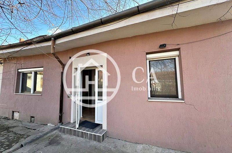 Apartament de vânzare la curte comună în zona Ultracentrală, Oradea - Poză 8