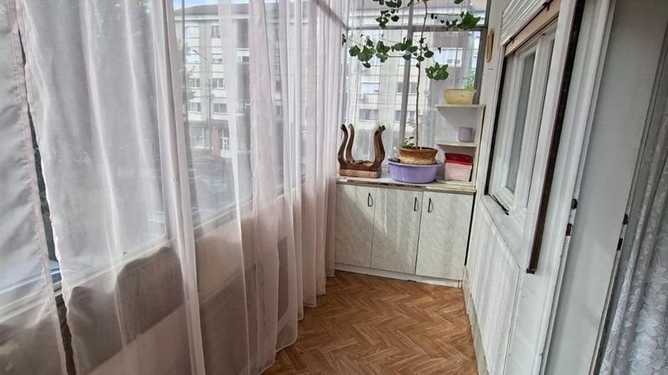 Apartament 3 camere etaj 1 Decebal - Poză 10