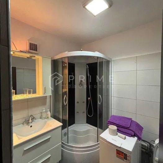 Chirie 2 camere, mobilat și utilat, decomandat, etaj 2, Aleea Carpați - Poză 4