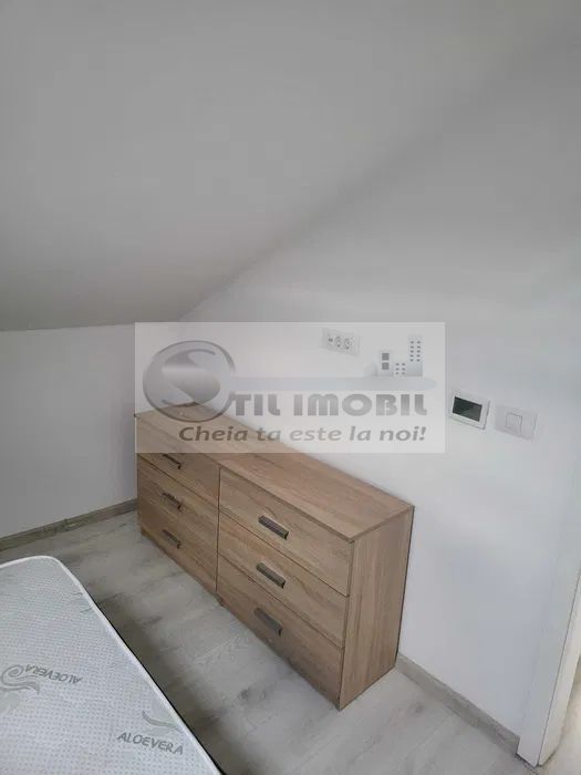 Apartament 4 camere Podul de Piatra 700 euro - Poză 8