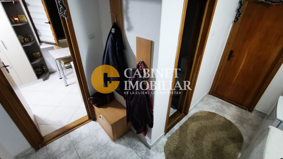 Apartament 4 camere parter/ Spațiu Comercial Nicolina 2 - Poză 3