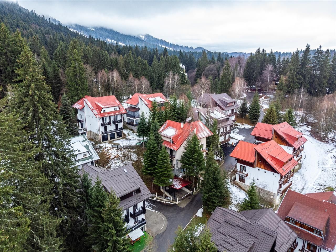 Poveste de iarna, in inima statiunii Poiana Brasov, Romania - Poză 39