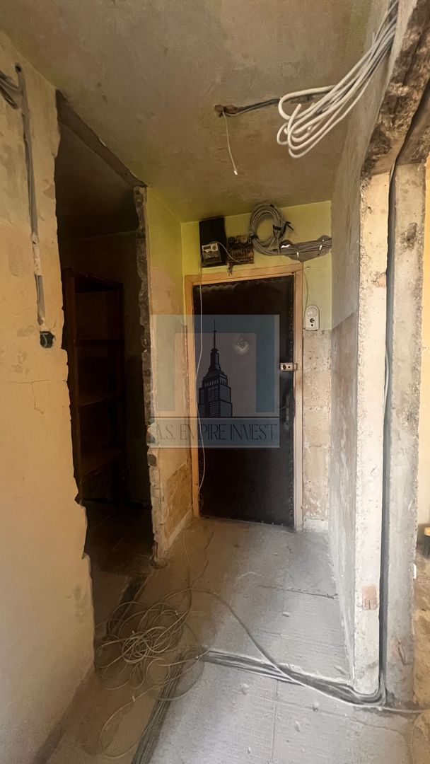 Garsoniera decomandata, 30 mp utili - zona Astra - Poză 3