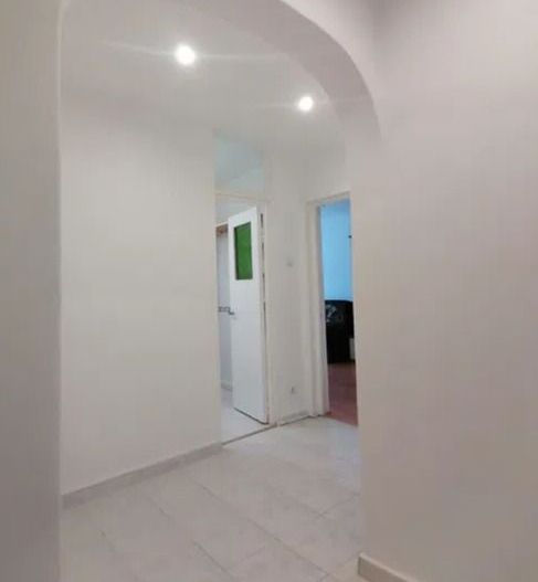 Vanzare gaosoniera complet renovata zona pietonala Racadau - Poză 3