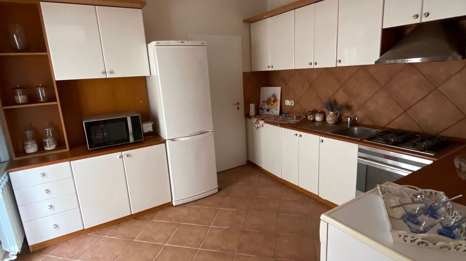 Generoasa si spatioasa - Poză 34