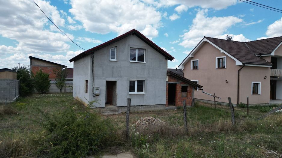 Casa la gri in Frumuseni - Poză 18