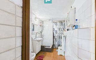 Casă frumoasă la Iratoș la preț bun - Poză 21