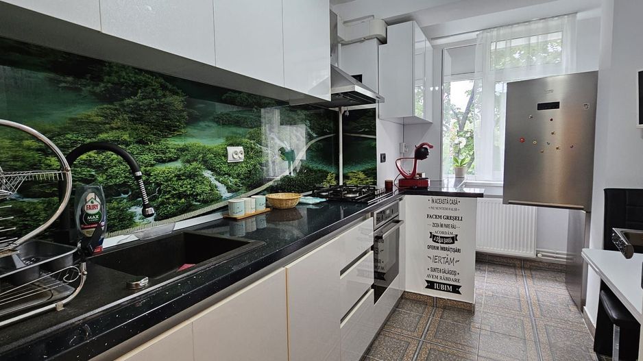 Inchiriez apartament 3 camere – Tiglina 3, etaj 1, mobilat si utilat - Poză 8