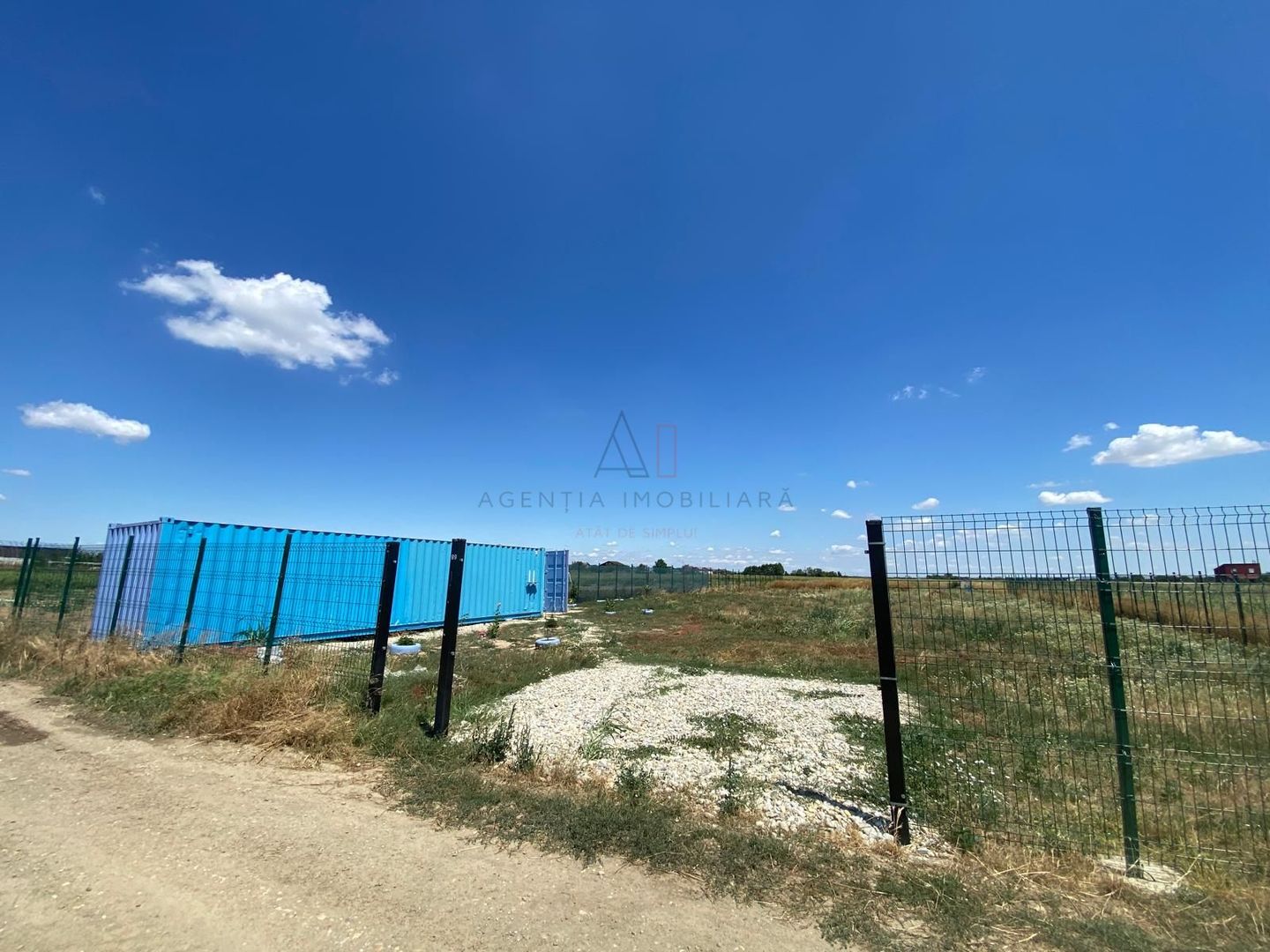 Teren intravilan 2.500 mp – Adunații Copăceni | Container inclus + puț - Poză 3