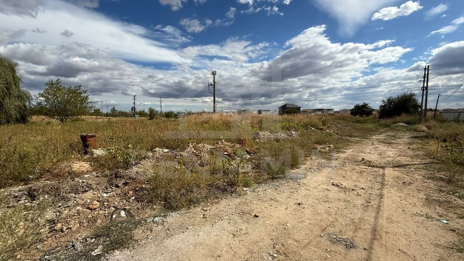 Teren de vanzare 355mp-in spate la Metro-Utilitati in fata-vecini - Poză 2