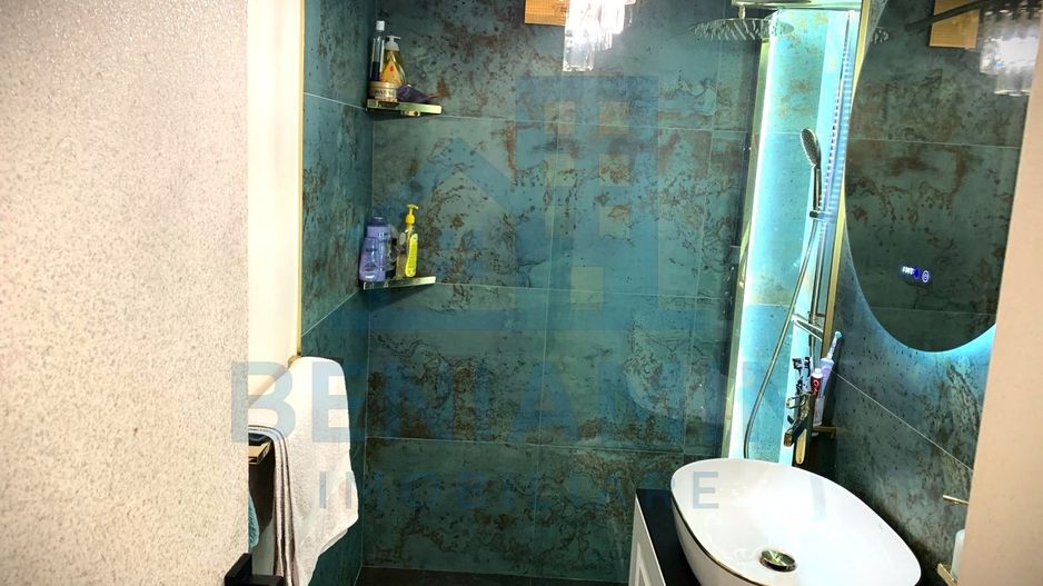 Apartament modern cu grădină -Cornitoiu- - Poză 9