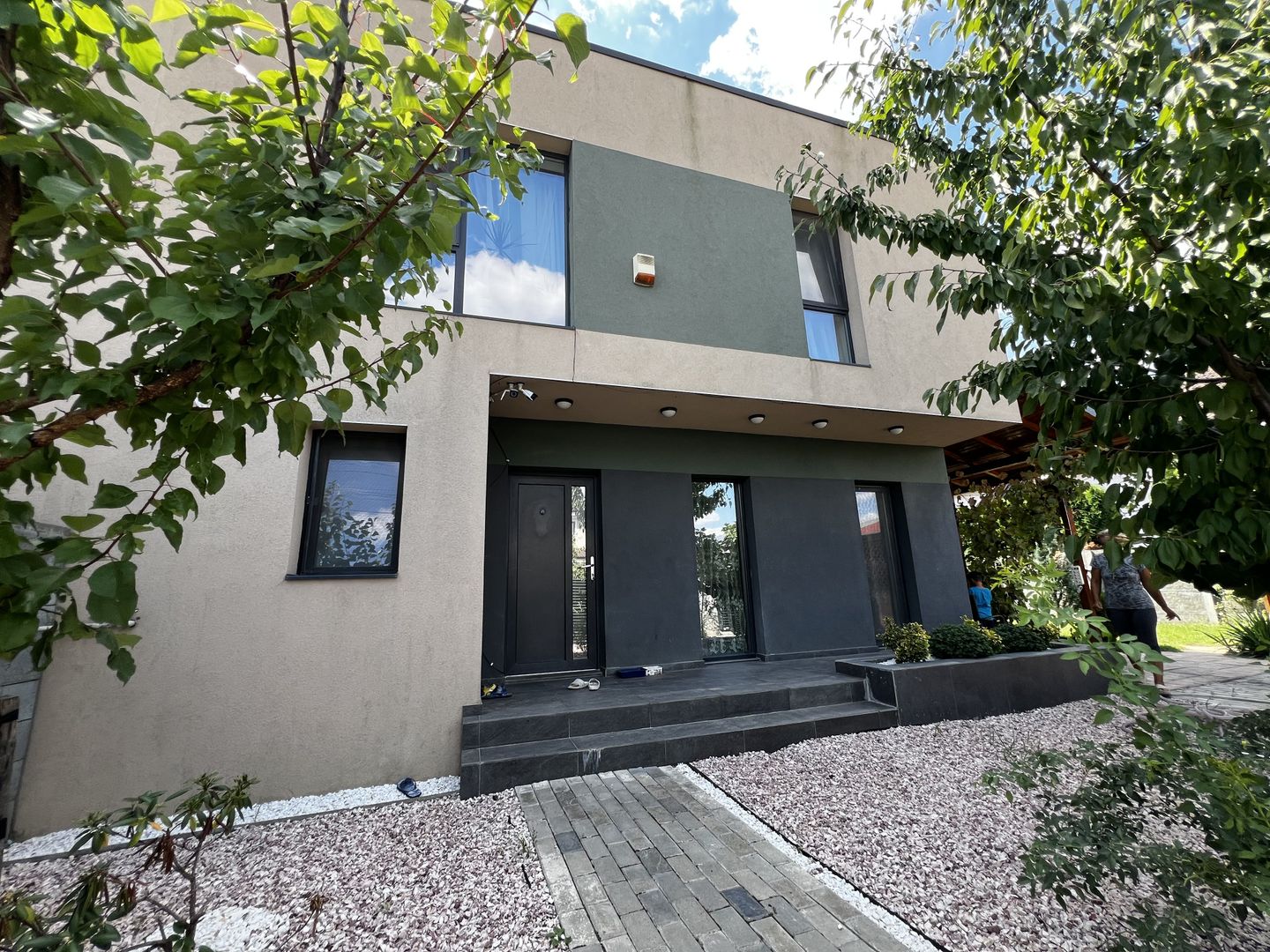 Duplex cu 4 camere, amplasament excelent |Dumbrăvița| - Poză 1