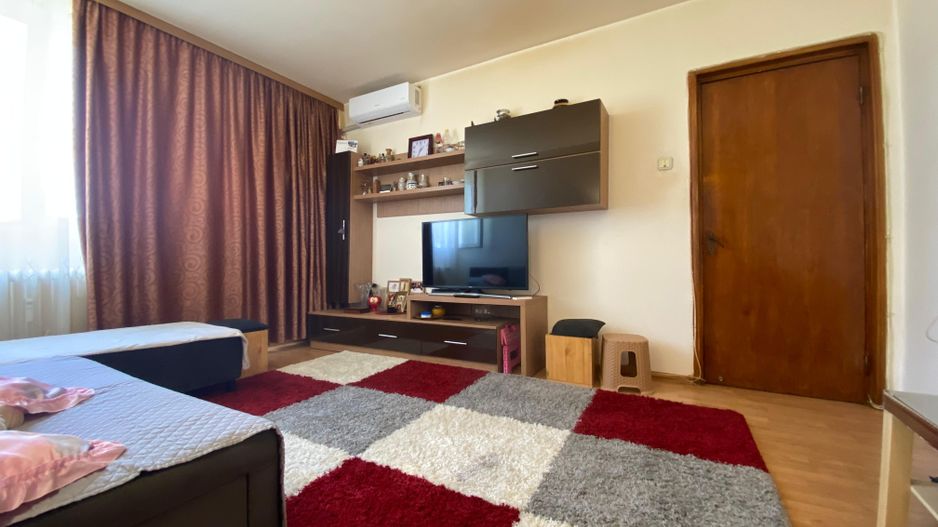 Apartament 3 camere Drumul Taberei - Poză 1