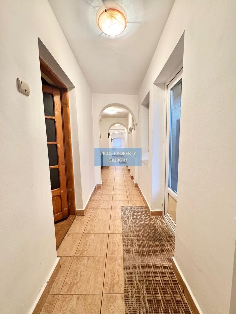 Casă de vânzare – Strada Ramadan - Poză 2