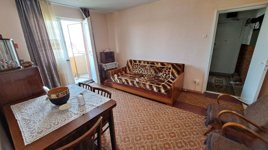 Apartament 2 camere etaj 3 40 m² Lunca Calnicului - Poză 2