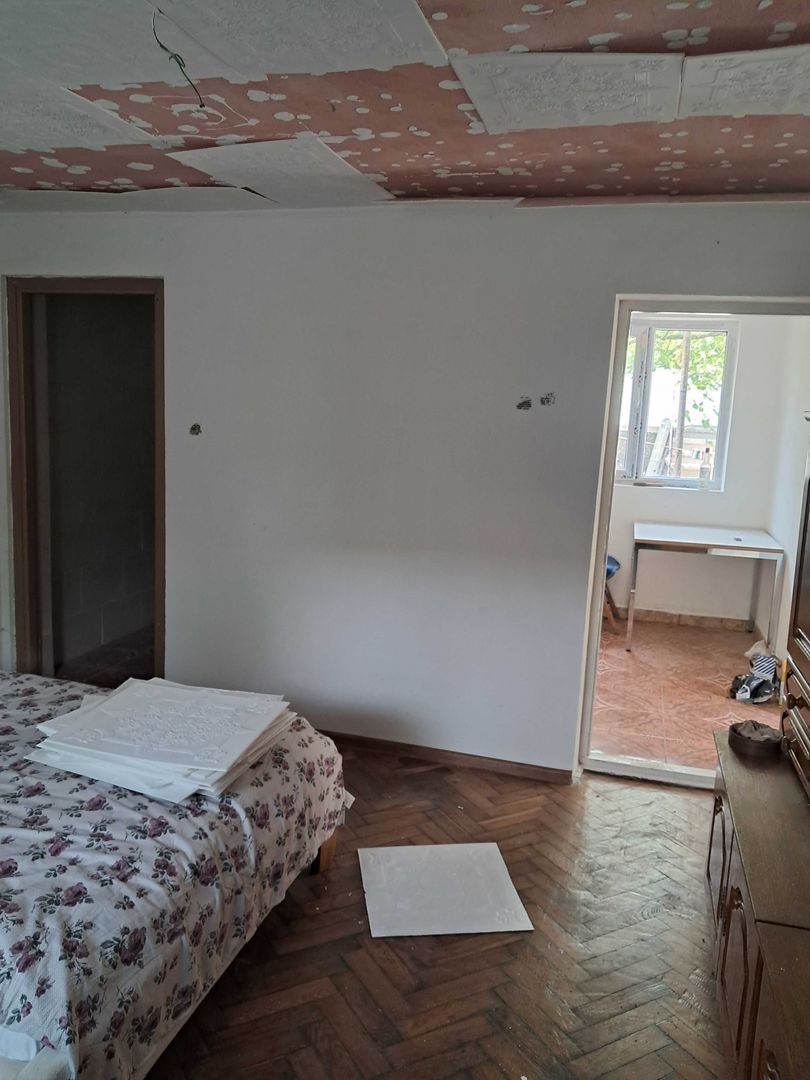 Casă de vânzare ,semicentral - Poză 8