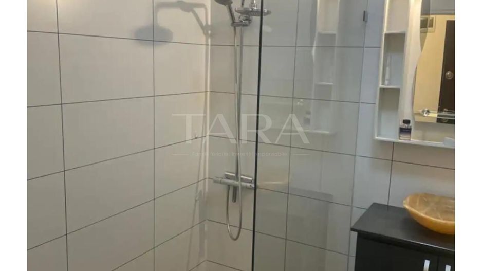 Apartament cu 2 camere,  zona Vivo - Poză 5