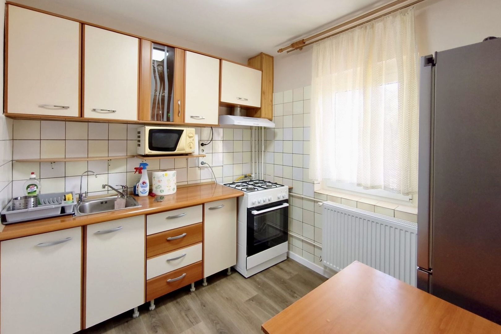 Apartament 2 camere, modernizat, Podgoria - Poză 1