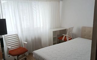 Apartament cu 3 camere de vânzare în Centru, Bld. Independenței, Iași - Poză 1