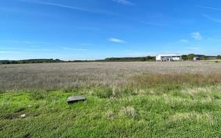 Teren Intravilan 825mp Cu dubla deschidere si Drum de servitute, Dascalu  Ilfov - Poză 1