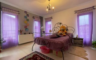 Duplex cochet P+E cu 4 camere aflat in Floresti (strada privata) - Poză 14