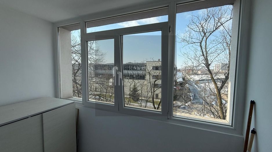 Apartament 3 camere semidecomandat Drumul Taberei - Poză 4