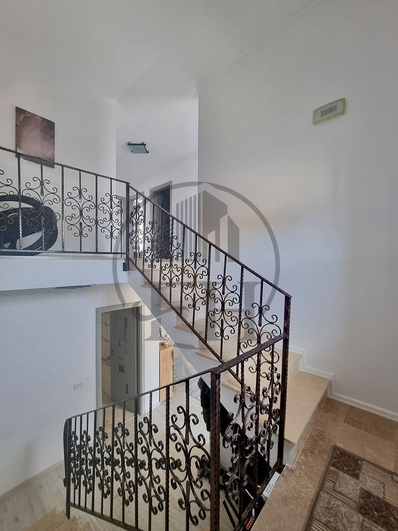 VANDUT/ SOLD - Casa / Vila de vanzare Valu lui Traian - Poză 14