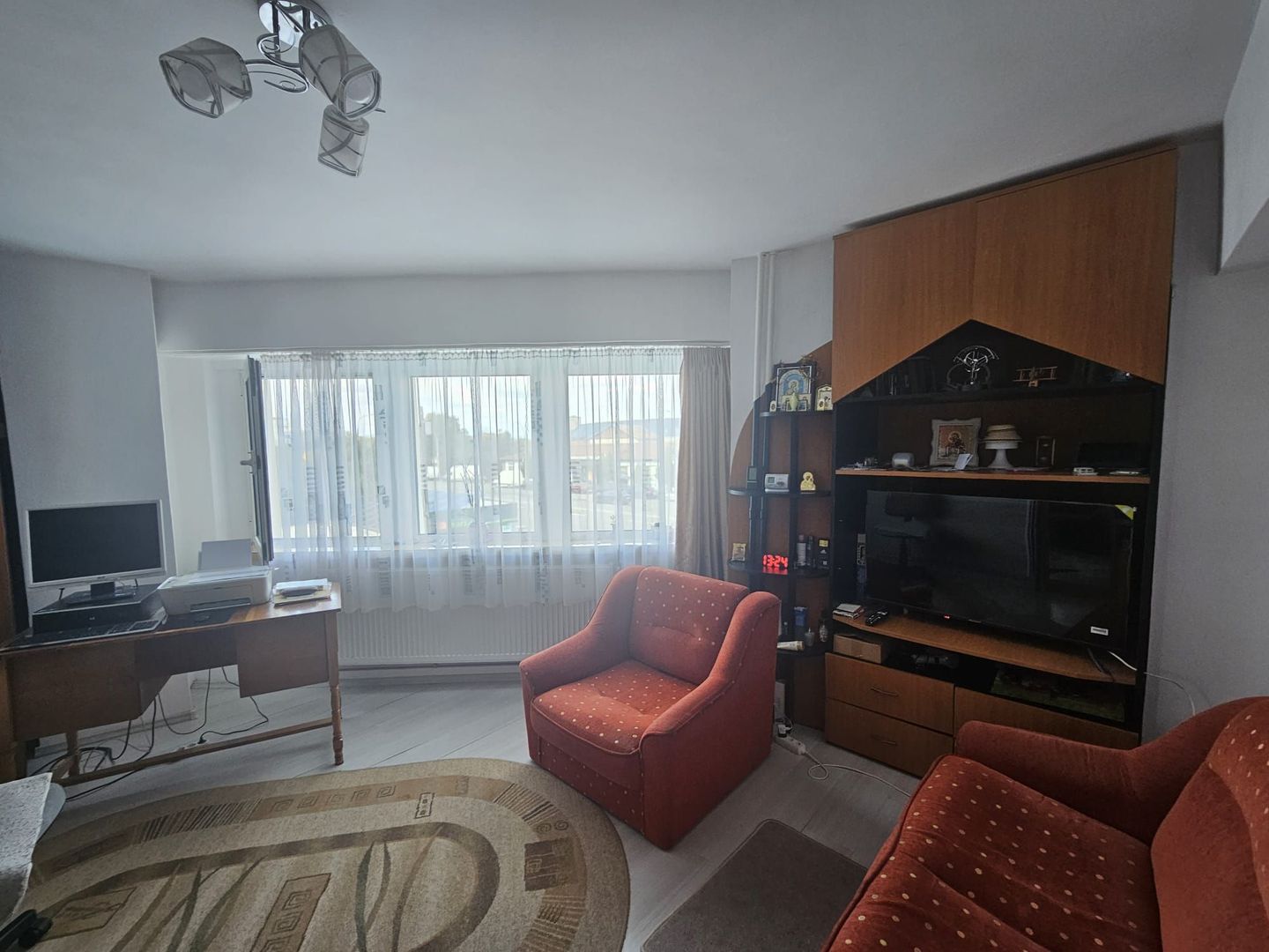 Apartament 2 camere, decomandat, etaj 1 – Cartier Prundu, zona Depou - Poză 3