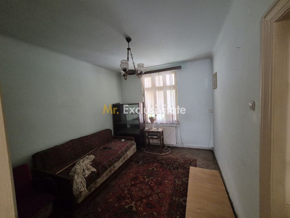 Apartament sic intr-un bloc vila interbelica - Poză 4