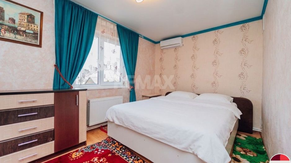 Casă de vânzare, Obileni, Hîncești ,185 m² ,16 ari, 2 garaje - Poză 8