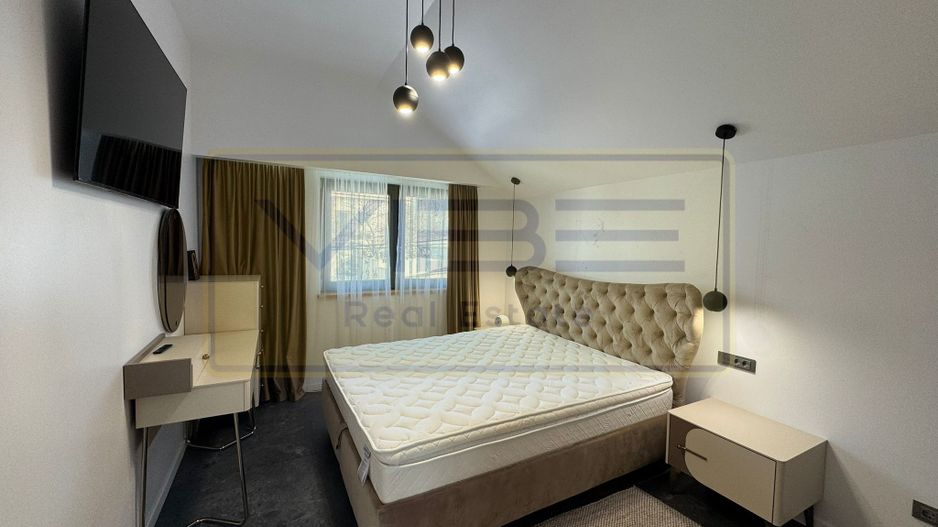 Apartament premium 3 camere + terasa Podul de Fier - Poză 13