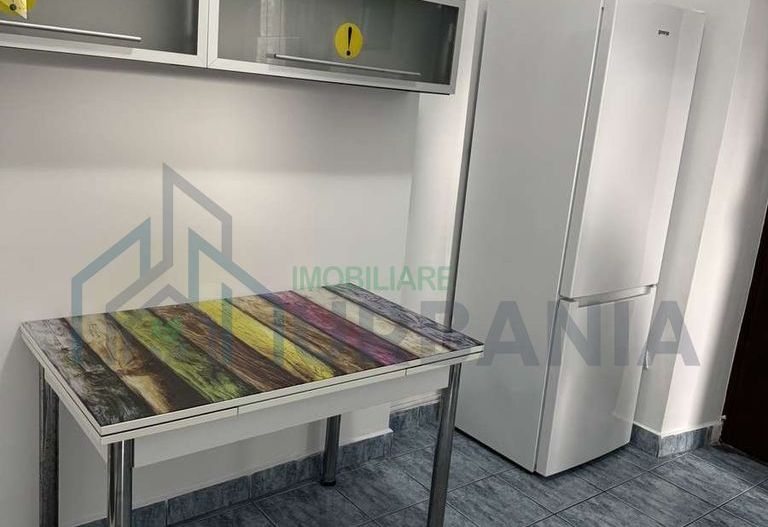 Apartament cu 2 camere, balcoane și condiționare - Poză 5