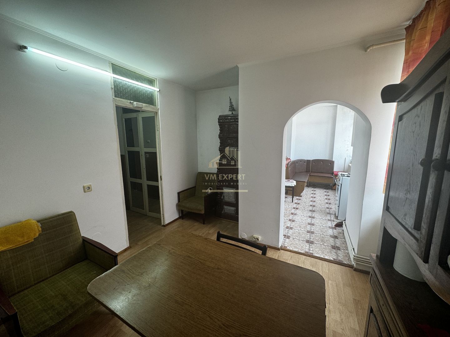 APARTAMENT 2 CAMERE, CAMPULUNG, ETAJ 3, GRUI - Poză 28
