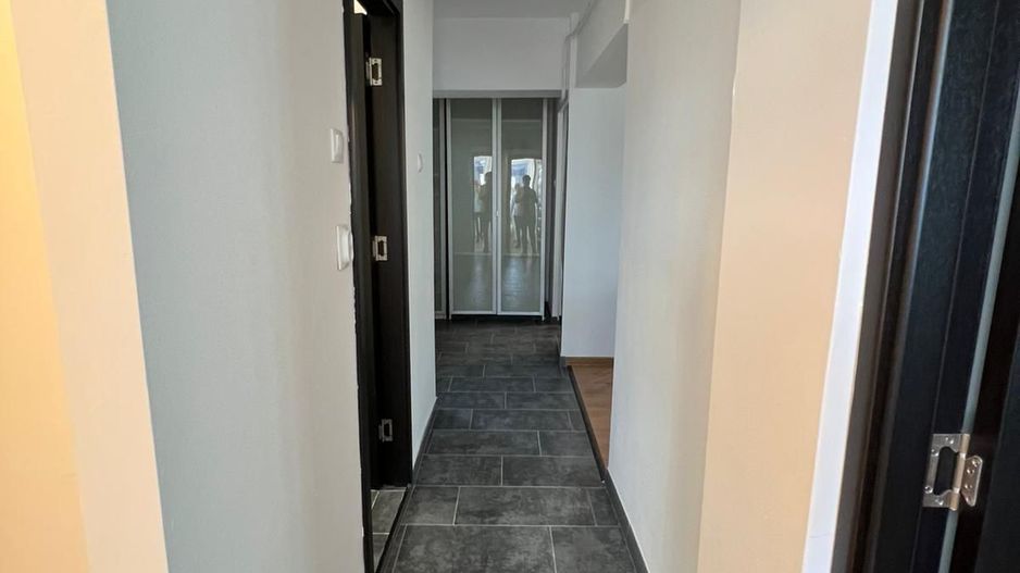 Apartament 3 camere - Poză 17
