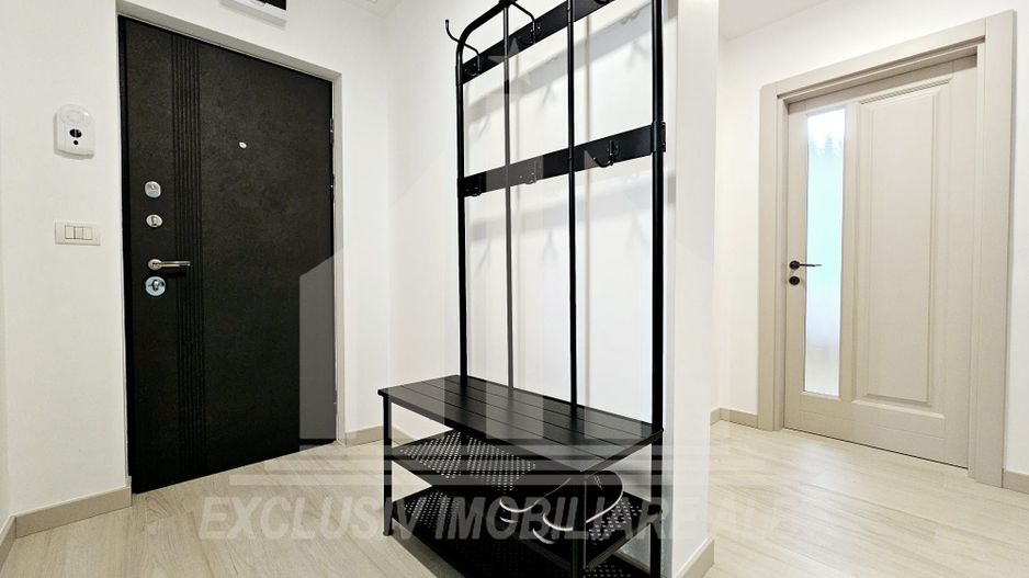 Apartament cu 3 camere decomandate, Cetate - Poză 10