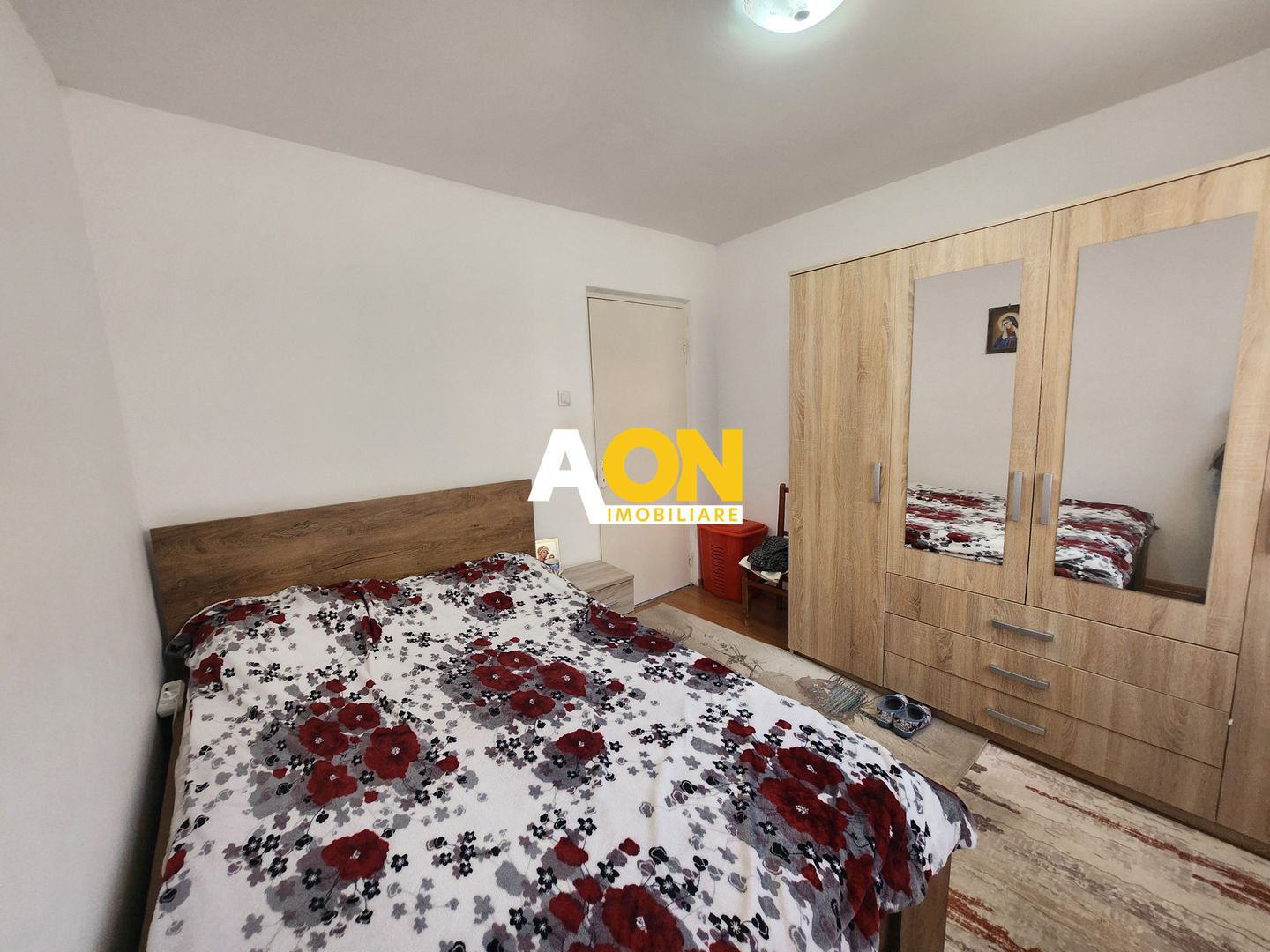 De vanzare apartament 3 camere, etaj intermediar, Cetate - Poză 5