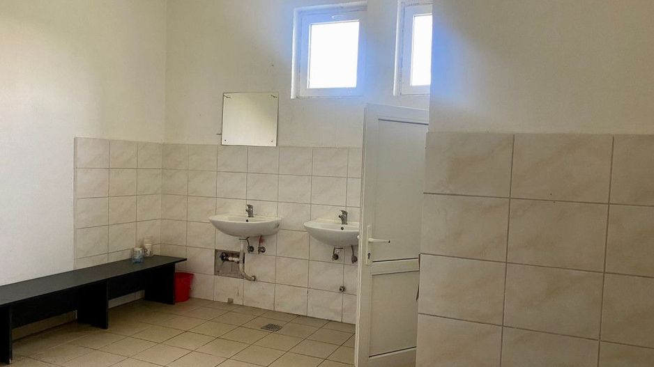 Hala de inchiriat in mun. Brad, disponibila imediat - Poză 5