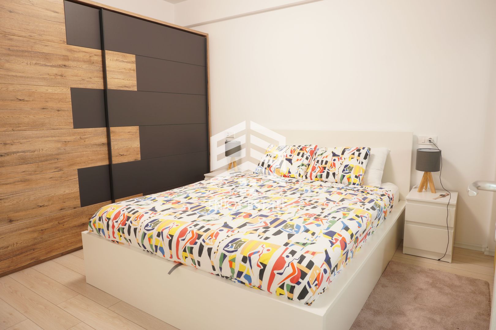 Apartament open space, etaj superior, mobilat si utilat modern - Poză 6