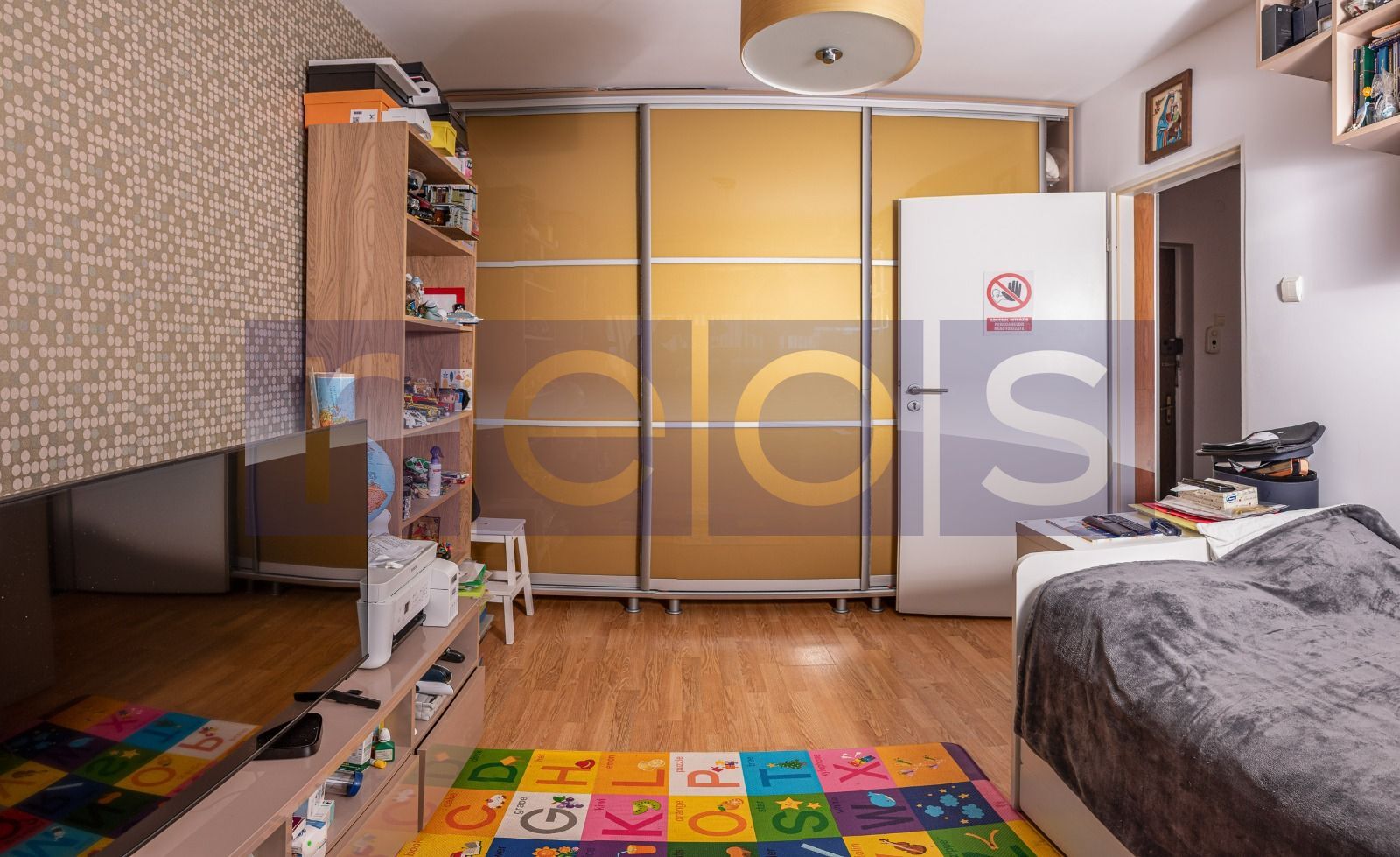 VANZARE 3 CAMERE | 2 BAI | DOMENII | MOBILAT MODERN | 63 MP - Poză 3