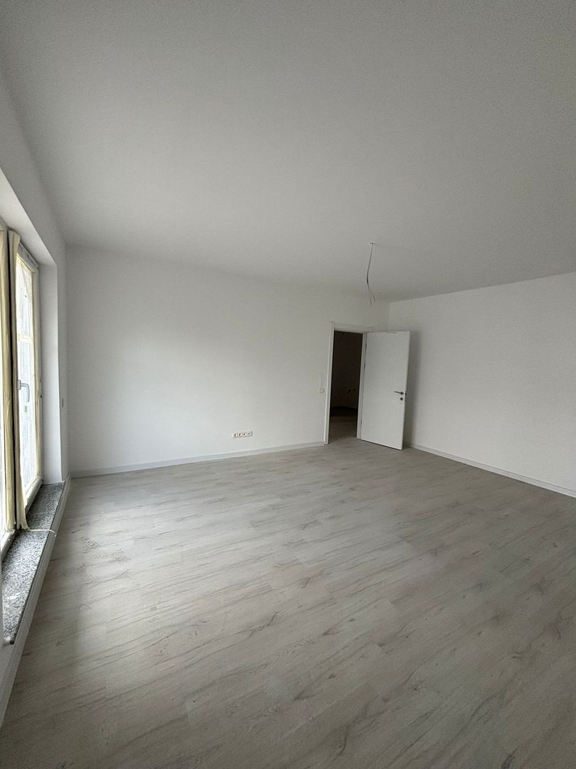 APARTAMENT 3 CAMERE POZITIE IDEALA LANGA METROU TECLU - Poză 4