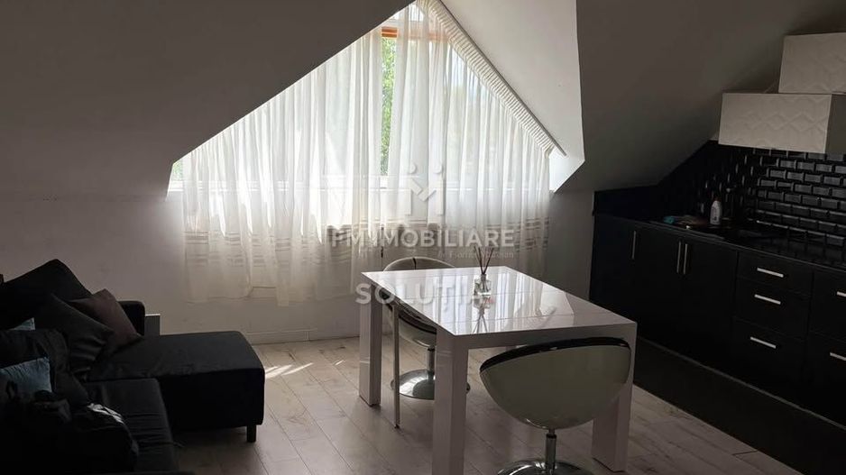 Apartament cu 2 camere, pe 2 niveluri, de închiriat – Str. V Babeș - Poză 2