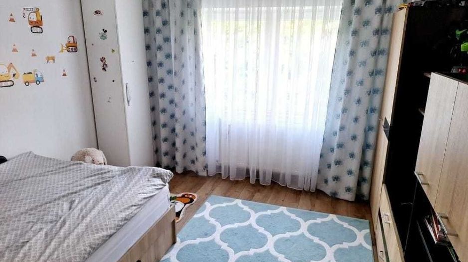 BRASADAS vinde ap 3 cam in CARPATI 2 la etajul 1/4. - Poză 5