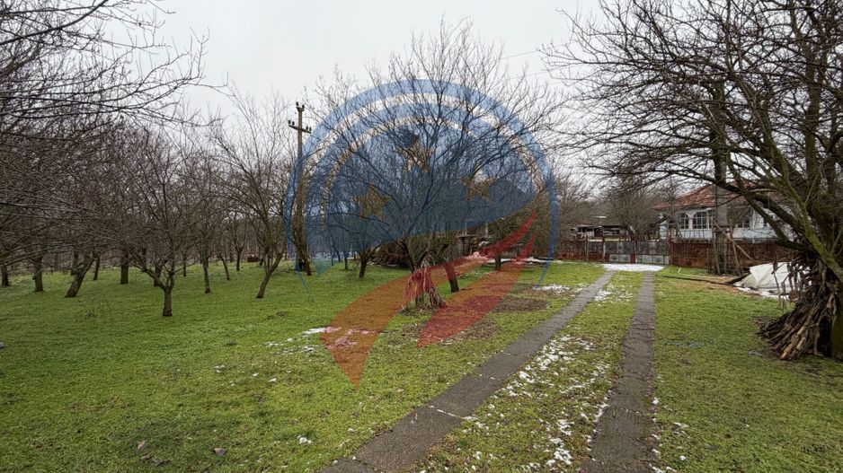 CASA CU TEREN 2500 MP LA 23 KM DE CRAIOVA CU TEAVA DE GAZE - Poză 11