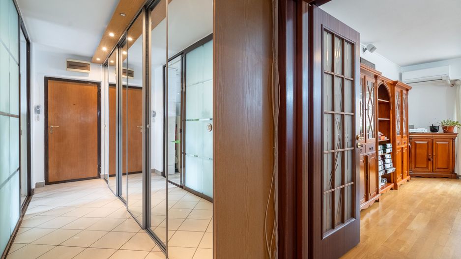 COMISION 0% - Apartament cu 4 camere Calea Calarasi - vedere laterala - Poză 4