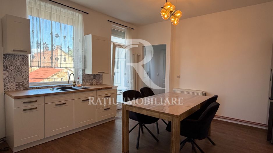 APARTAMENT CU 2 CAM | CENTRAL | CURTE COMUNA | ORADEA - Poză 5