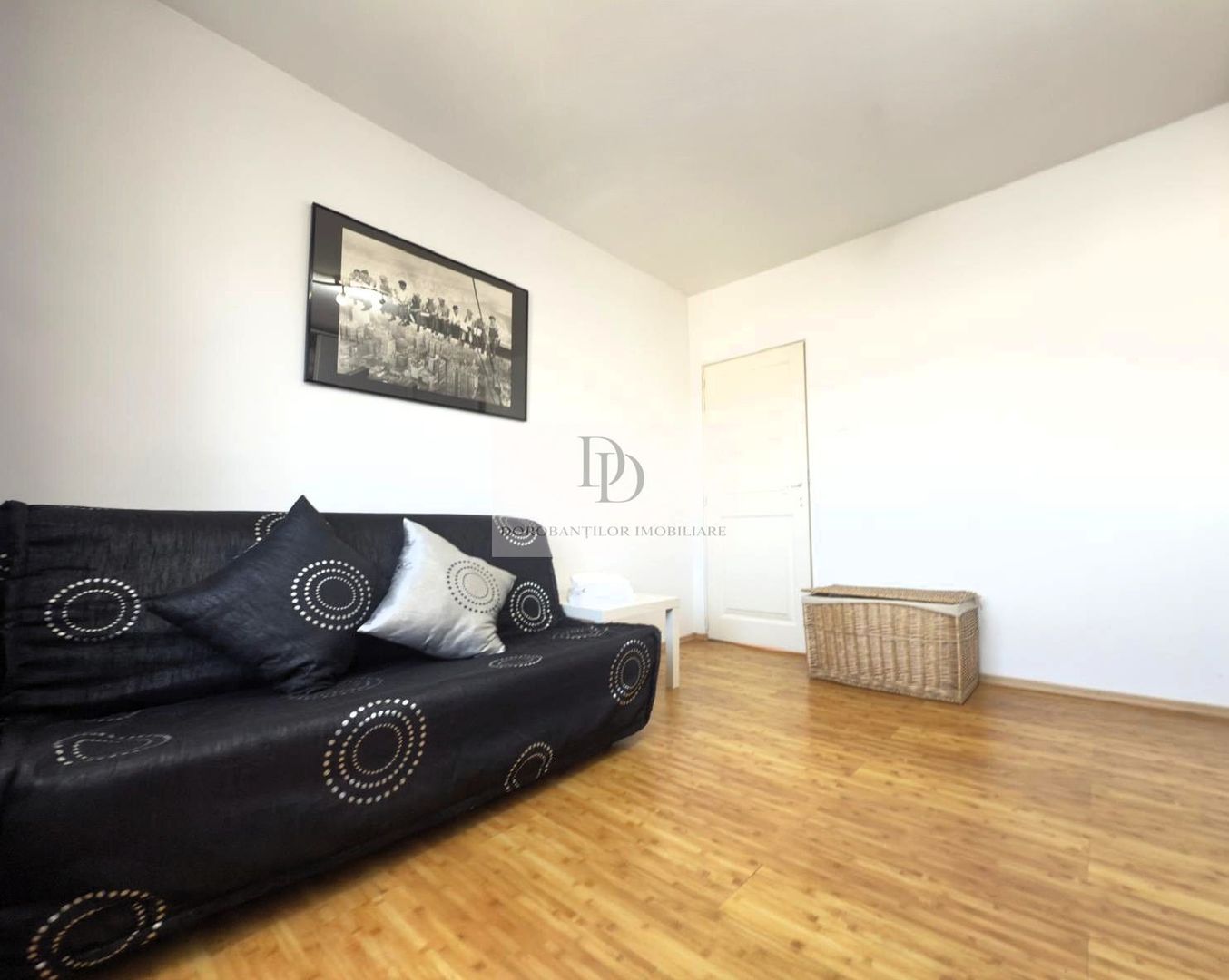 Închiriere apartament 3 camere – Calea Dorobanților-Parcare exterioară - Poză 10